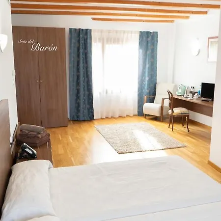Hotel Baron Andilla